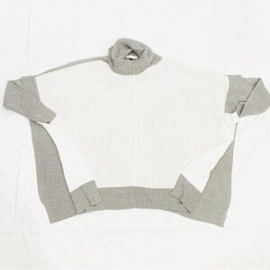 NWT La Classe Couture Grey/White WaffleKnit Oversized Pullover Cowl Neck Sweater